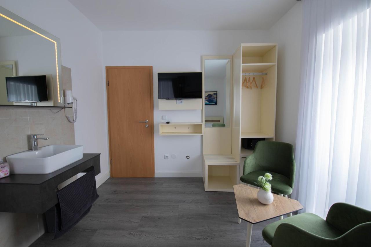Standard Zweibettzimmer